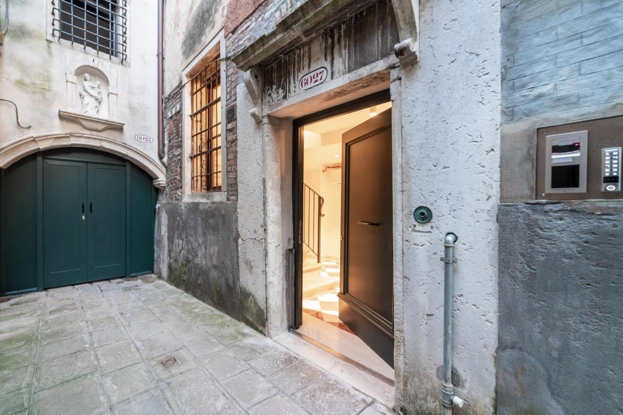Palazzo Miracoli Apartments Wenecja Zewnętrze zdjęcie
