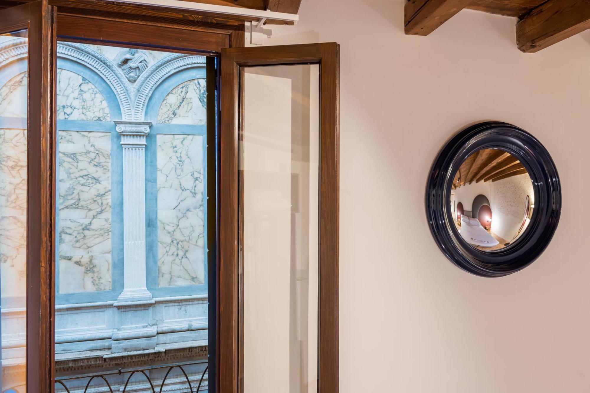 Palazzo Miracoli Apartments Wenecja Zewnętrze zdjęcie